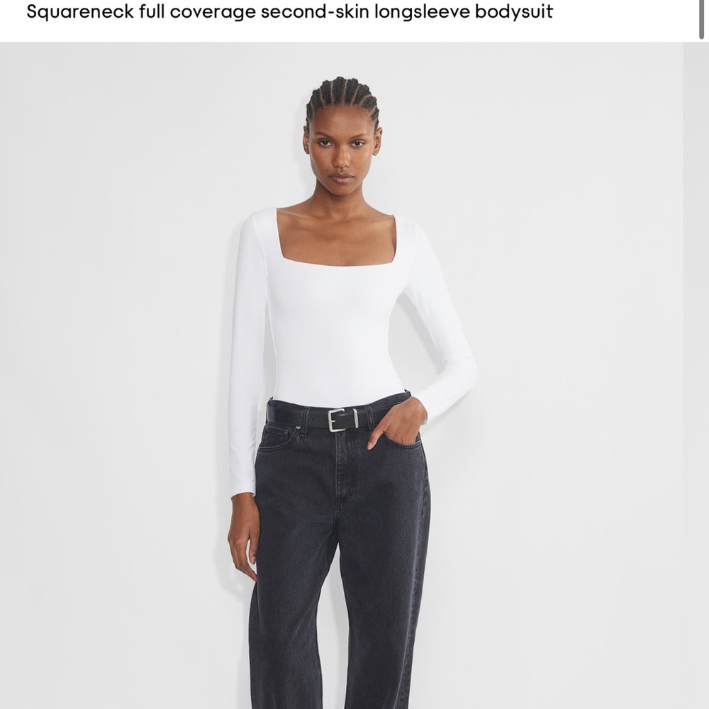 Aritzia White Square Neck Long‎ Sleeve Bodysuit medium